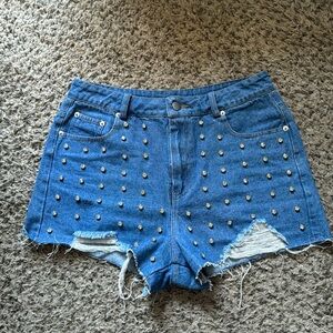 Cloud Ten shorts